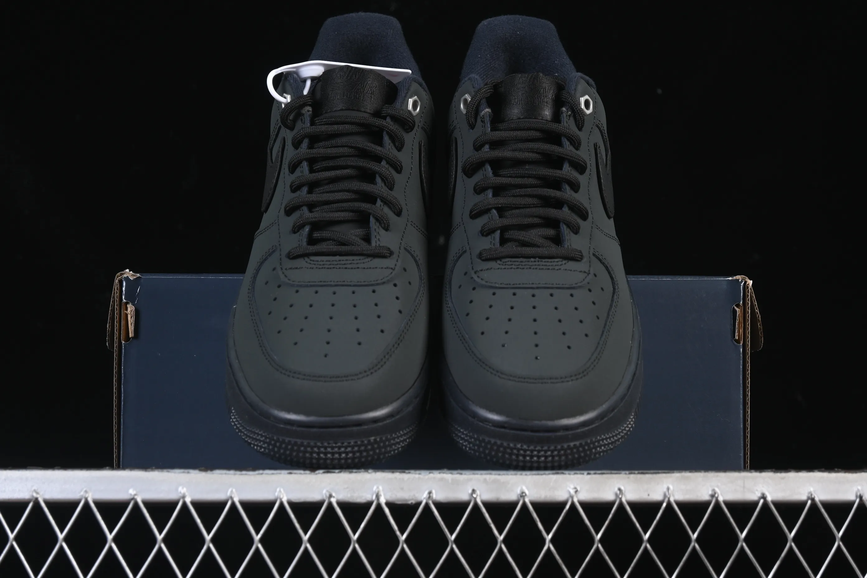 All categories Nk Air Force 1 Air Force series Nk Air Force 1 Low Air Force low-top Nike Air Force 1'07 Low Air Force 1 low-top casual sneakers CJ9179-001
